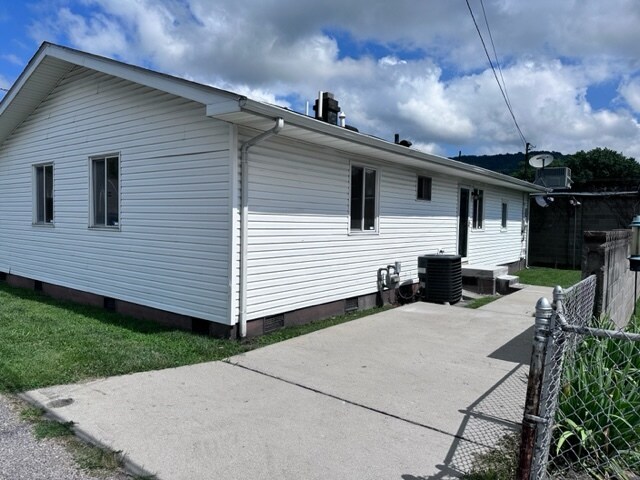 More Photos Of 504 50th St, Charleston Medical For Lease