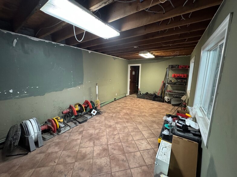 More Photos Of 414 3rd Ave, Brooklyn Warehouse For Lease