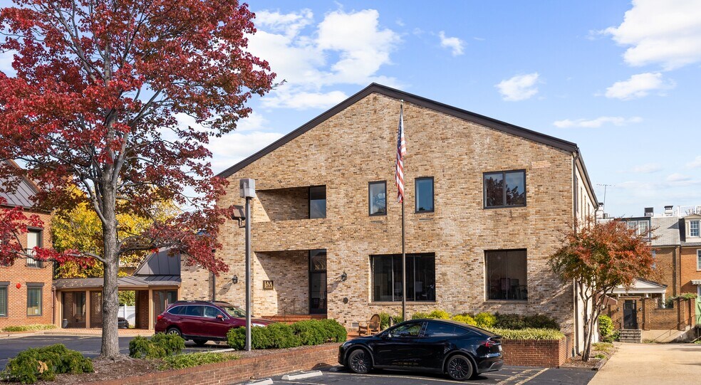 Primary Photo Of 413 N Lee St, Alexandria Office For Lease