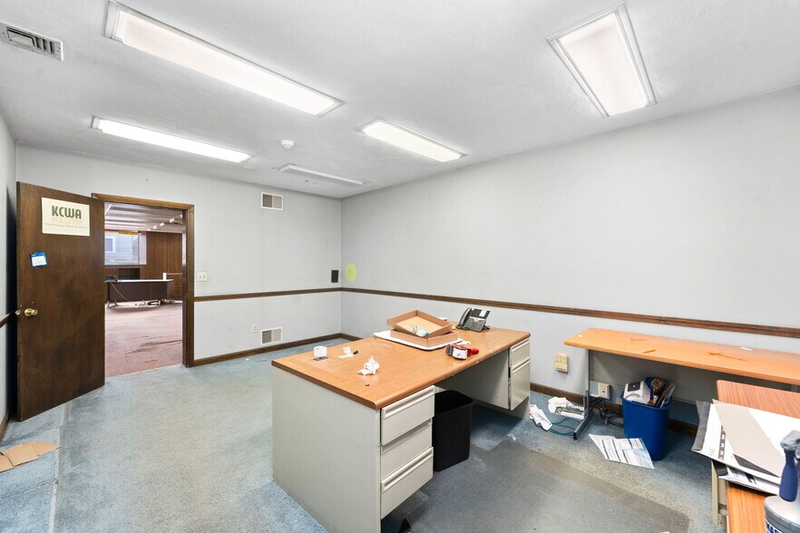 More Photos Of 1072 Main St, West Warwick Office For Sale