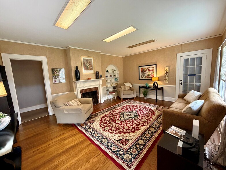 More Photos Of 219 E 5th Ave, Tallahassee Office For Lease