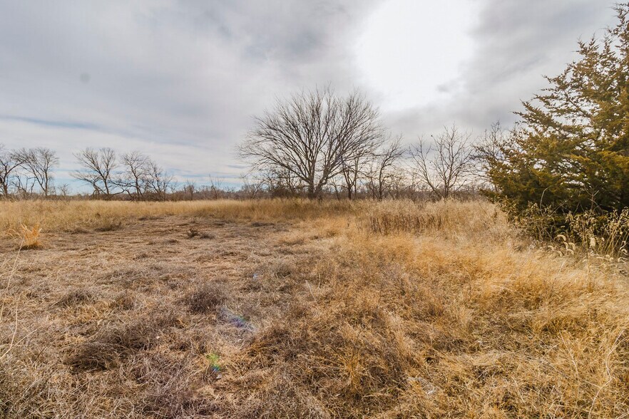 More Photos Of 79+/- Acres on 272nd Rd. Rd @ 41st Rd, Arkansas City Land For Sale