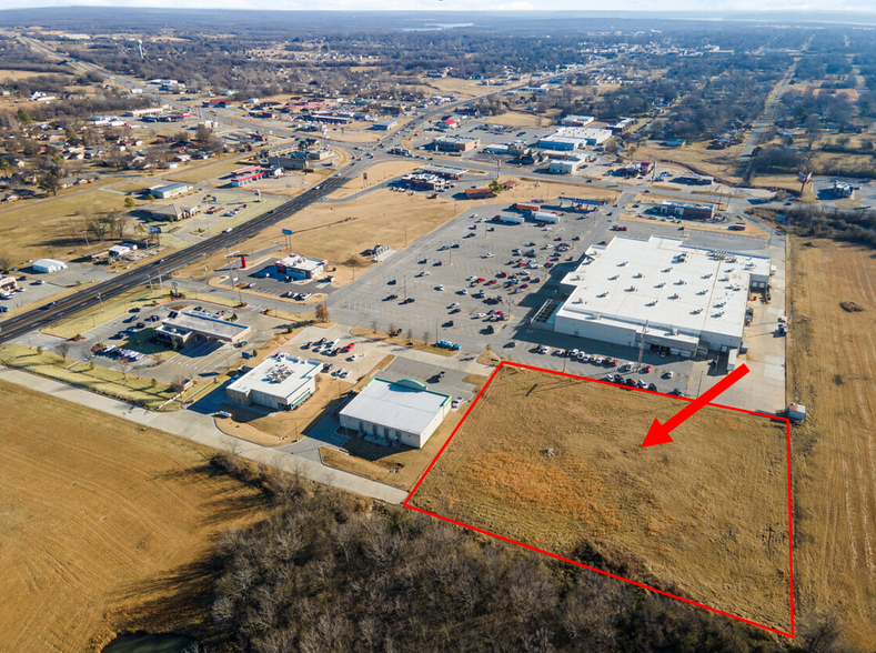 Primary Photo Of 410 Wall St, Wagoner Land For Sale