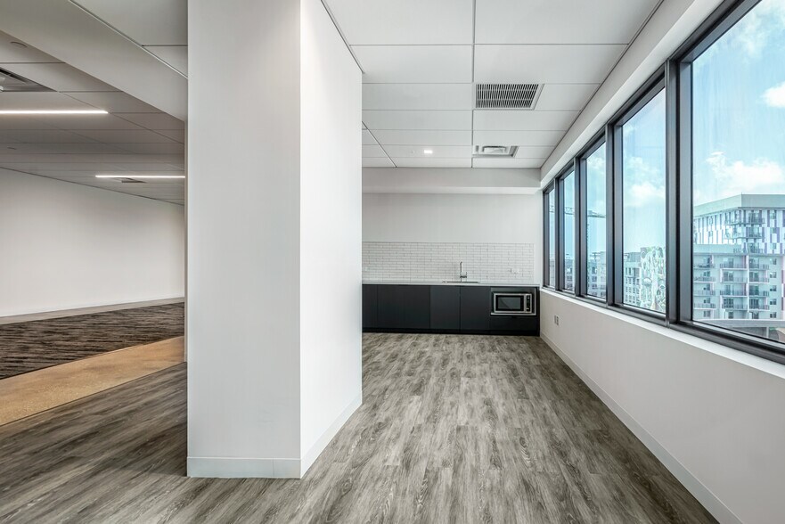 More Photos Of 2916 N Miami Ave, Miami Office For Lease