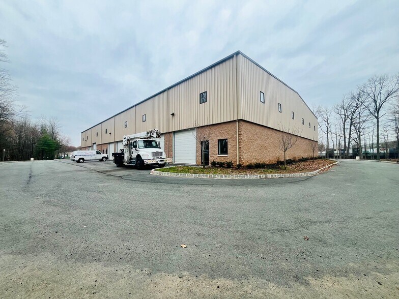 Primary Photo Of 3301-3393 S Clinton Ave, South Plainfield Light Distribution For Lease