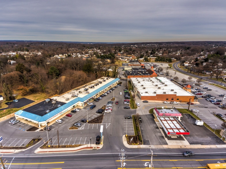 More Photos Of 2-152 Chartley Dr, Reisterstown Unknown For Lease