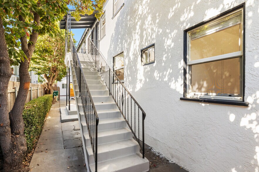 More Photos Of 4218-4228 34th St, San Diego Apartments For Sale