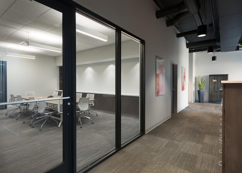 More Photos Of 841 Ohare Pky, Medford Office Residential For Lease