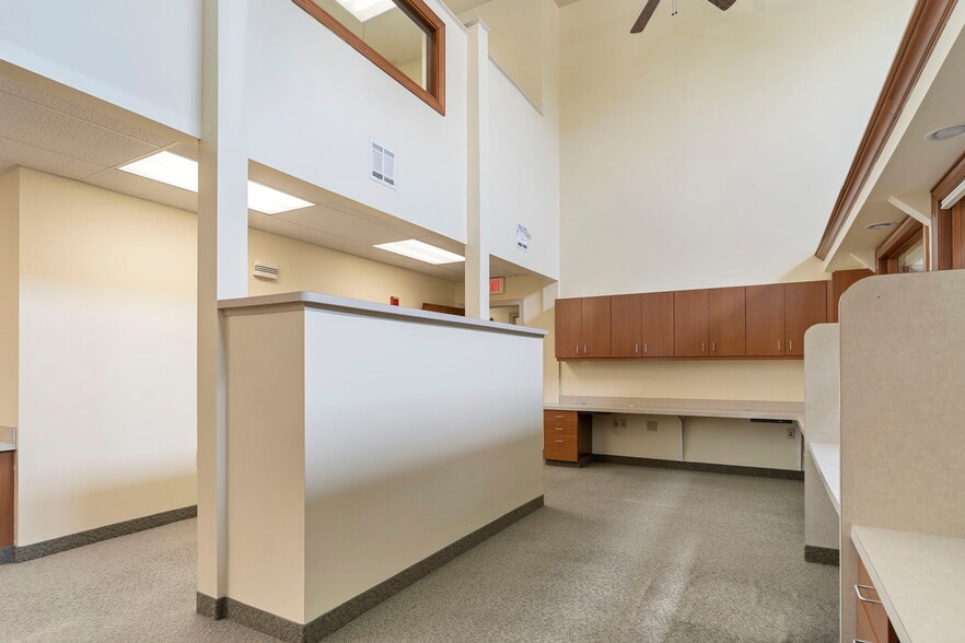 More Photos Of 1000 Coventry Dr, Phillipsburg Medical For Sale