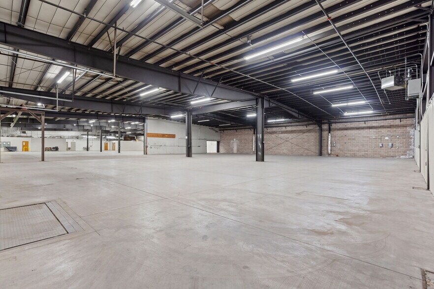 More Photos Of 4800 Innovation Dr, Fort Collins Warehouse For Lease
