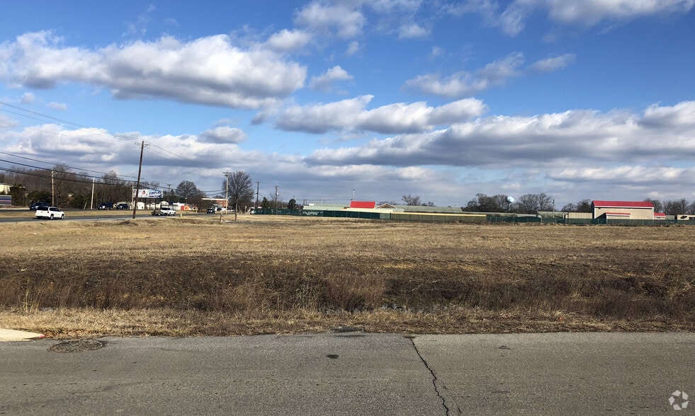 More Photos Of 29800 Three Notch Rd, Charlotte Hall Land For Lease