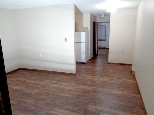 More Photos Of 410 N Fisher St, Glasco Apartments For Sale