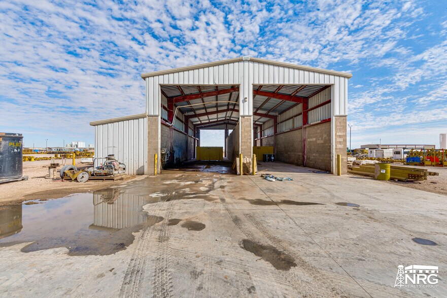 More Photos Of 7305 S FM 1788, Midland Manufacturing For Lease