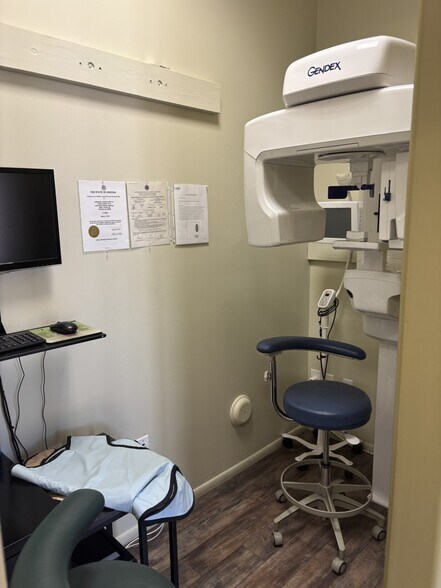 More Photos Of 2525 W Carefree Hwy, Phoenix Medical For Sale