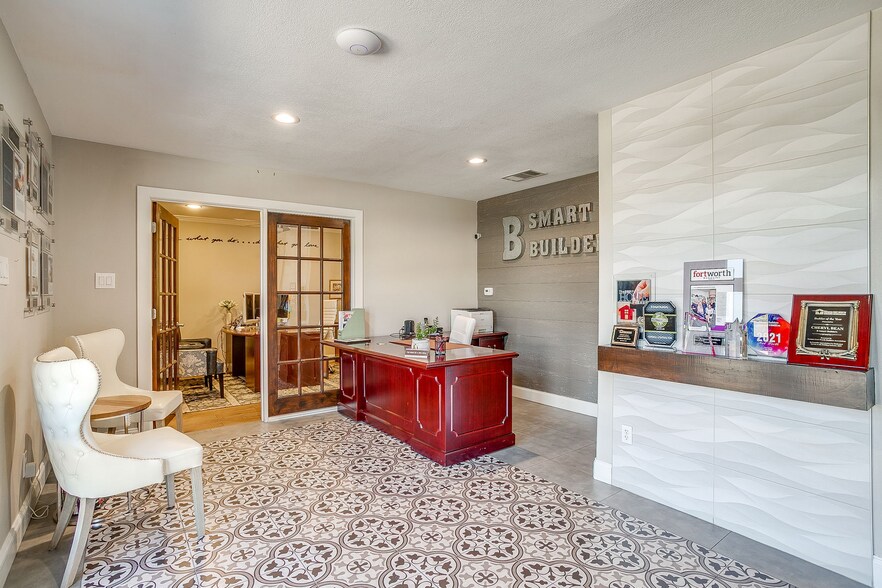 More Photos Of 5148 Vickery Loop E, Benbrook Light Manufacturing For Sale