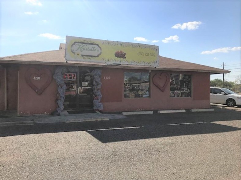 Primary Photo Of 1117-1119 Bustamante St, Laredo General Retail For Sale