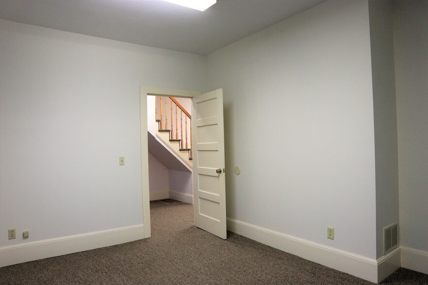 More Photos Of 15 Union St, Milford Office For Lease