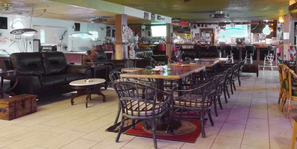 More Photos Of 2450 W Mesquite Ave, Pahrump Bar For Sale