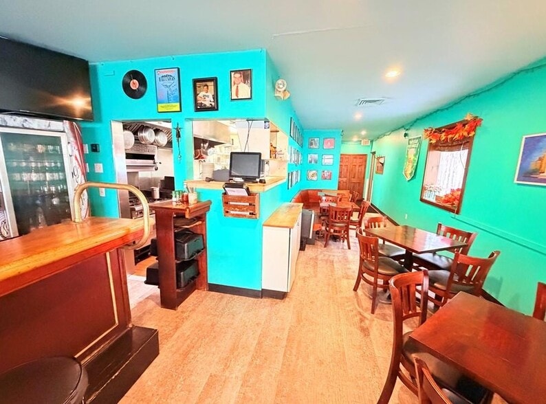 More Photos Of 1305 Abbott Rd, Buffalo Restaurant For Sale