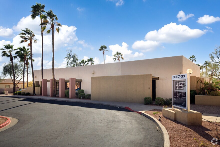 More Photos Of 16620 N 40th St, Phoenix Unknown For Lease