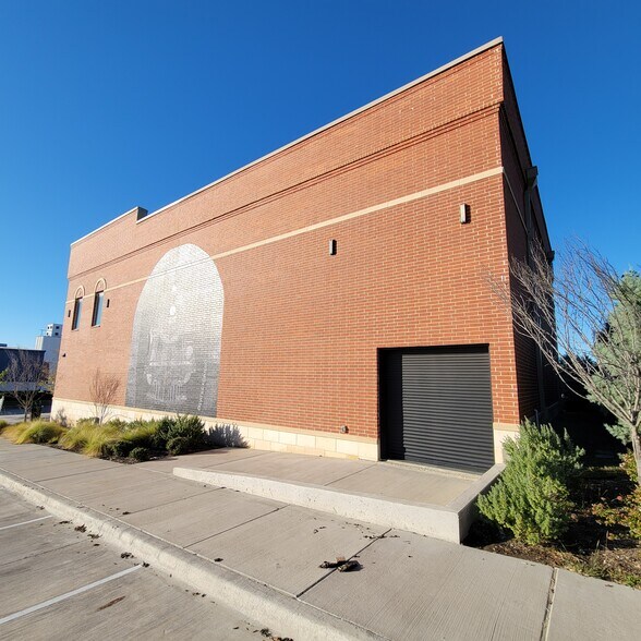More Photos Of 6711 Oak St, Frisco Freestanding For Sale