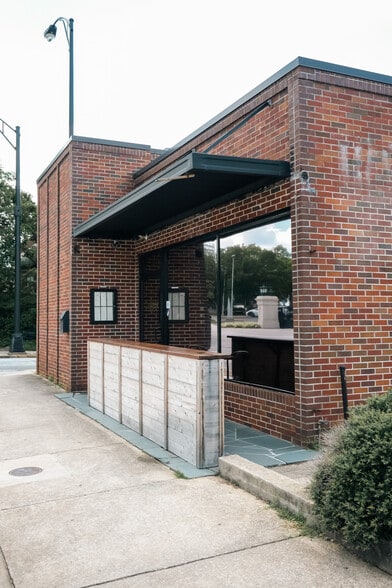More Photos Of 220 E Coffee St, Greenville Restaurant For Lease