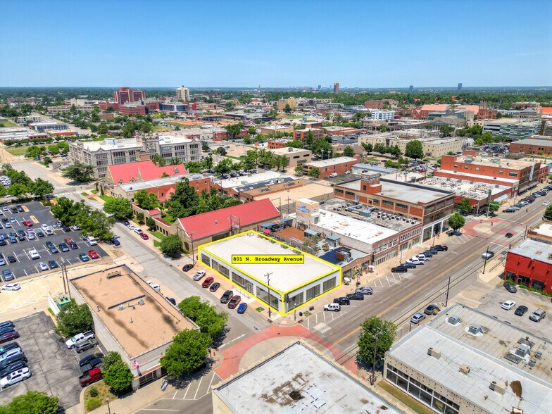 More Photos Of 801 N Broadway Ave, Oklahoma City Storefront Retail Office For Lease