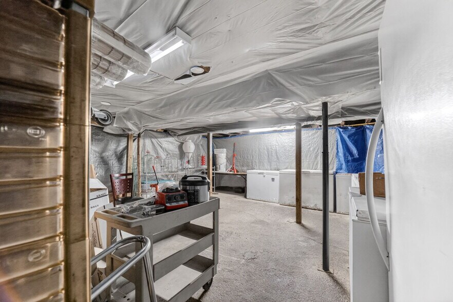 More Photos Of 204 W Madison St, Easton Storefront Retail Residential For Sale