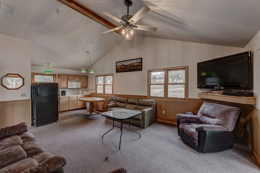 More Photos Of 1116 N 5th St, Custer Trailer Camper Park For Sale