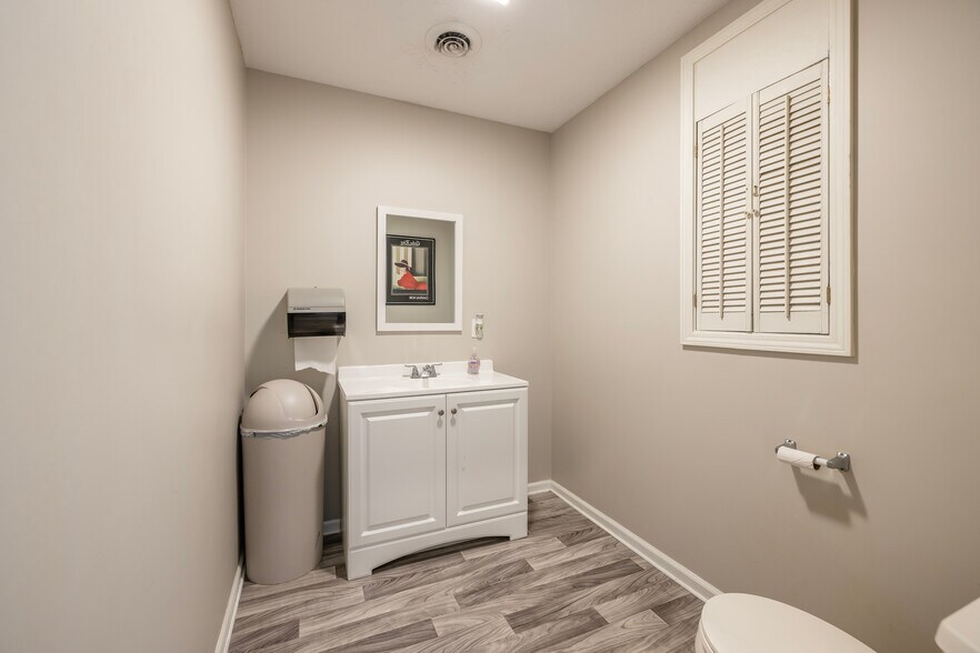 More Photos Of 2 W Main St, Victor Storefront Retail Office For Lease