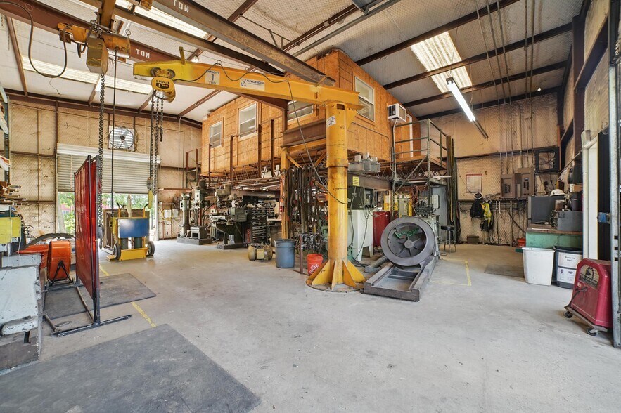 More Photos Of , Seagoville Flex For Sale