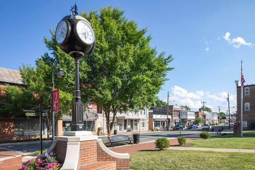 More Photos Of Foundry St, Woodstock Land For Sale