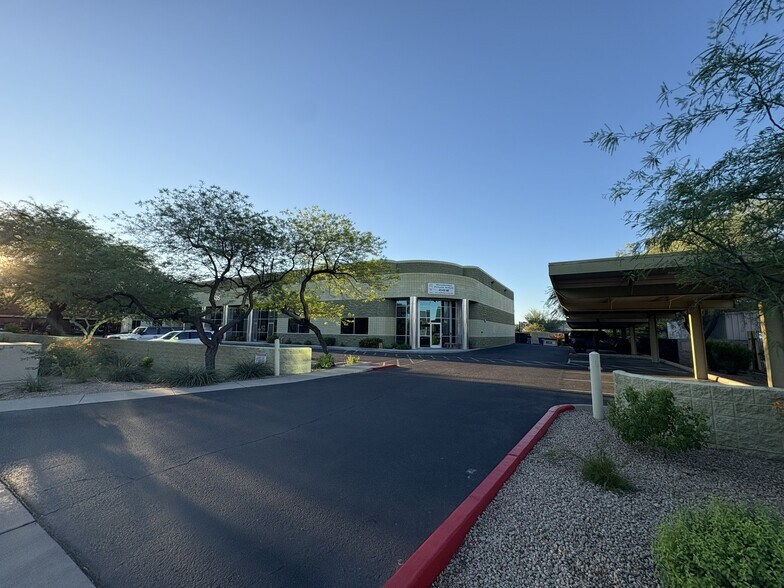 Primary Photo Of 1535 W Parkside Ln, Phoenix Manufacturing For Lease