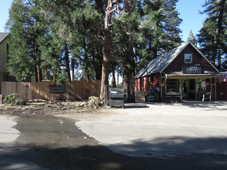 More Photos Of 23382 Crest Forest Dr, Crestline Freestanding For Sale