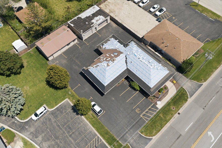 More Photos Of 2304 Plainfield Rd, Crest Hill Medical For Sale