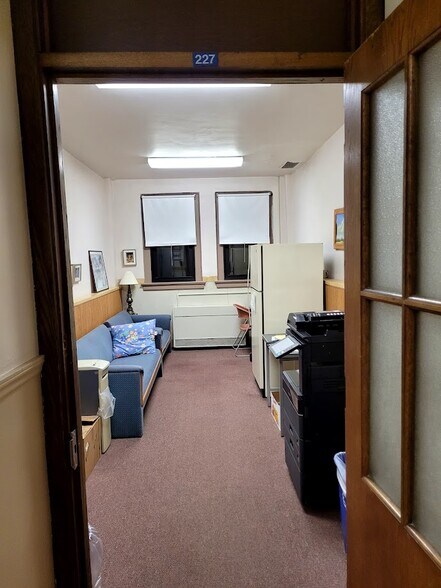 More Photos Of 10785 Bennett Rd, Dunkirk Schools For Lease