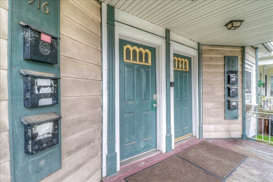 More Photos Of 914 Madison Ave, Scranton Apartments For Sale