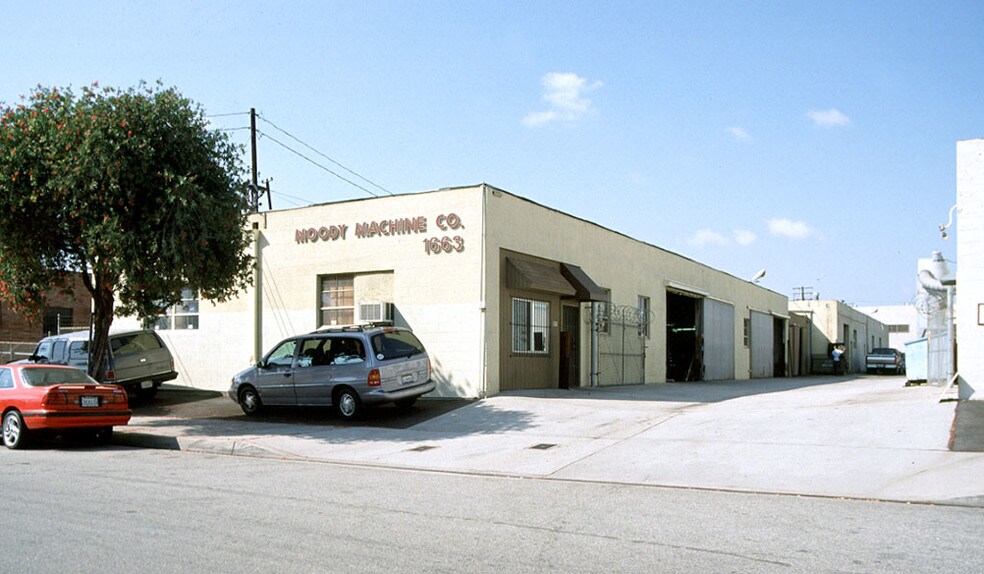 Primary Photo Of 1663 W 134th St, Gardena Manufacturing For Sale