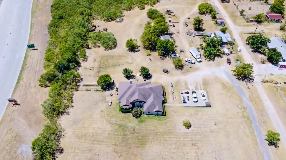 More Photos Of 7710 Elroy rd, Del Valle Land For Sale