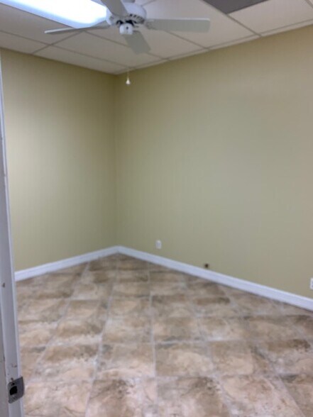 More Photos Of 5110 Wilkinson, Corpus Christi Office For Lease