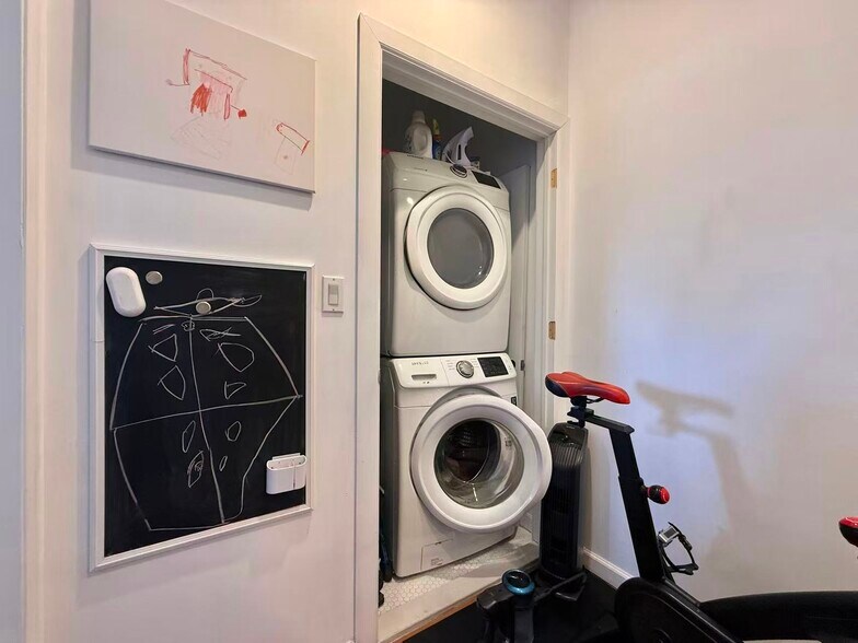 More Photos Of 400 5th Ave, Brooklyn Apartments For Sale