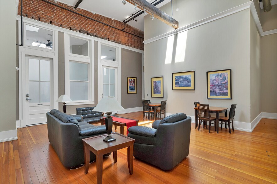 More Photos Of 145 Liberty St NE, Salem Apartments For Sale