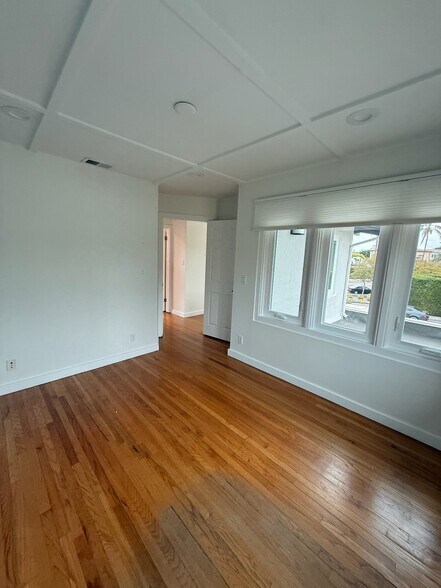 More Photos Of 7880 Exchange Pl, La Jolla Freestanding For Lease