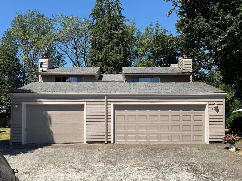 More Photos Of 5247 Baxter Ct SE, Salem Multifamily For Sale