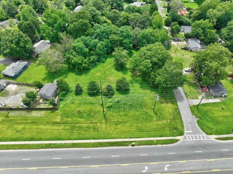 More Photos Of 1801-1803 Waldrep Cir, Marietta Land For Lease