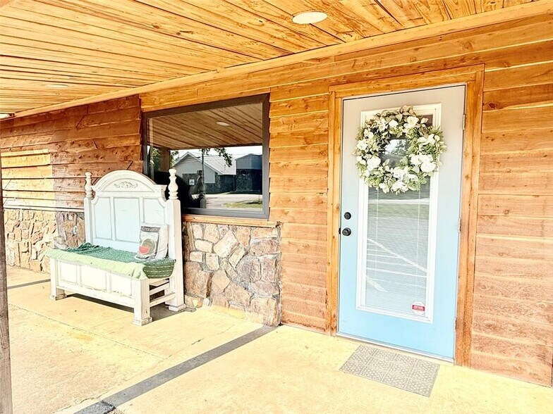 More Photos Of 11442 SR 27, Hector Medical For Sale