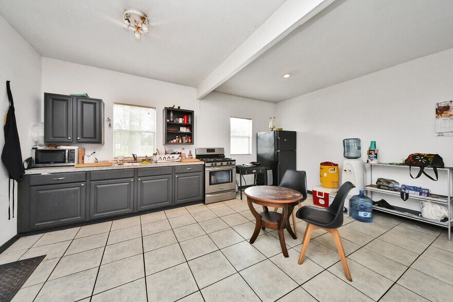 More Photos Of 5310 Logston Ln, Spring Flex For Sale