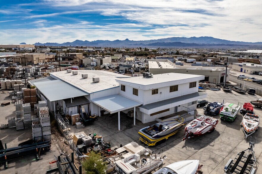 More Photos Of 1850 Commander Dr, Lake Havasu City Freestanding For Sale