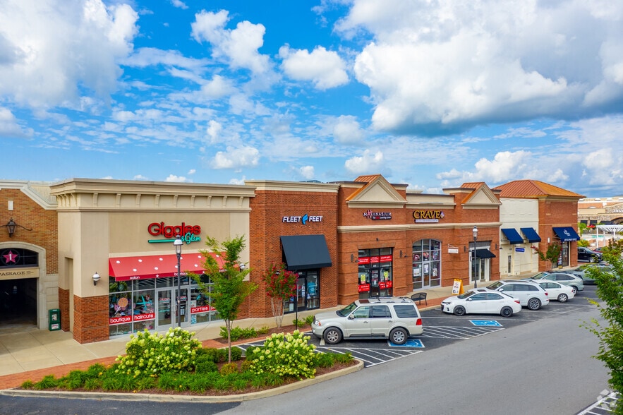 More Photos Of 300 Indian Lake Blvd, Hendersonville Unknown For Lease