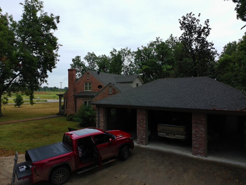 More Photos Of 1901 S State Highway 239, Osceola Specialty For Sale